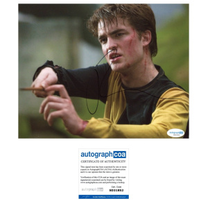 Robert Pattinson “Harry Potter” Cedric Diggory Signed 10x8 Photo