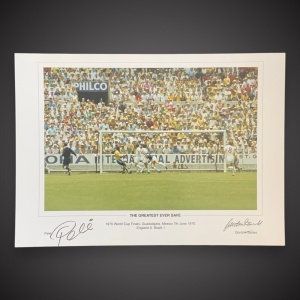 Pele And Gordon Banks Dual Signed Photograph Superb England Vs Brazil